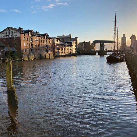 Simmerdeis Am Hafen Husum  Extérieur photo