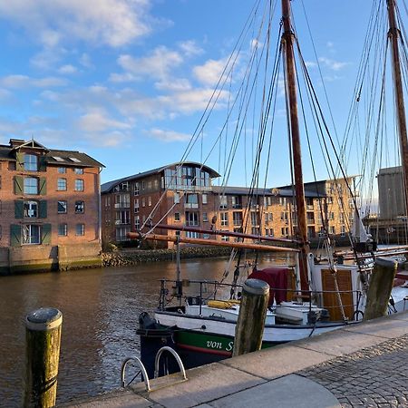 Simmerdeis Am Hafen Husum  Extérieur photo