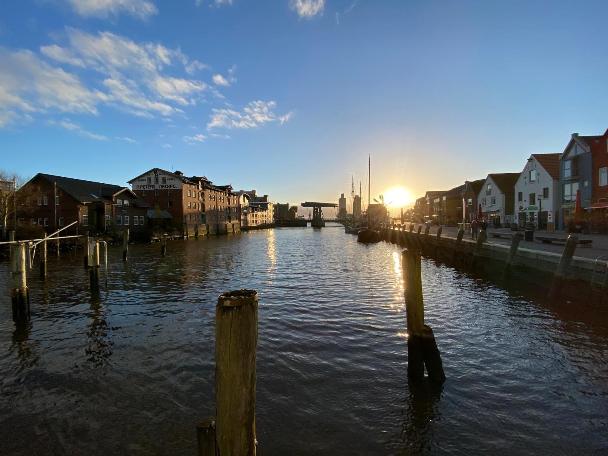 Simmerdeis Am Hafen Husum  Extérieur photo